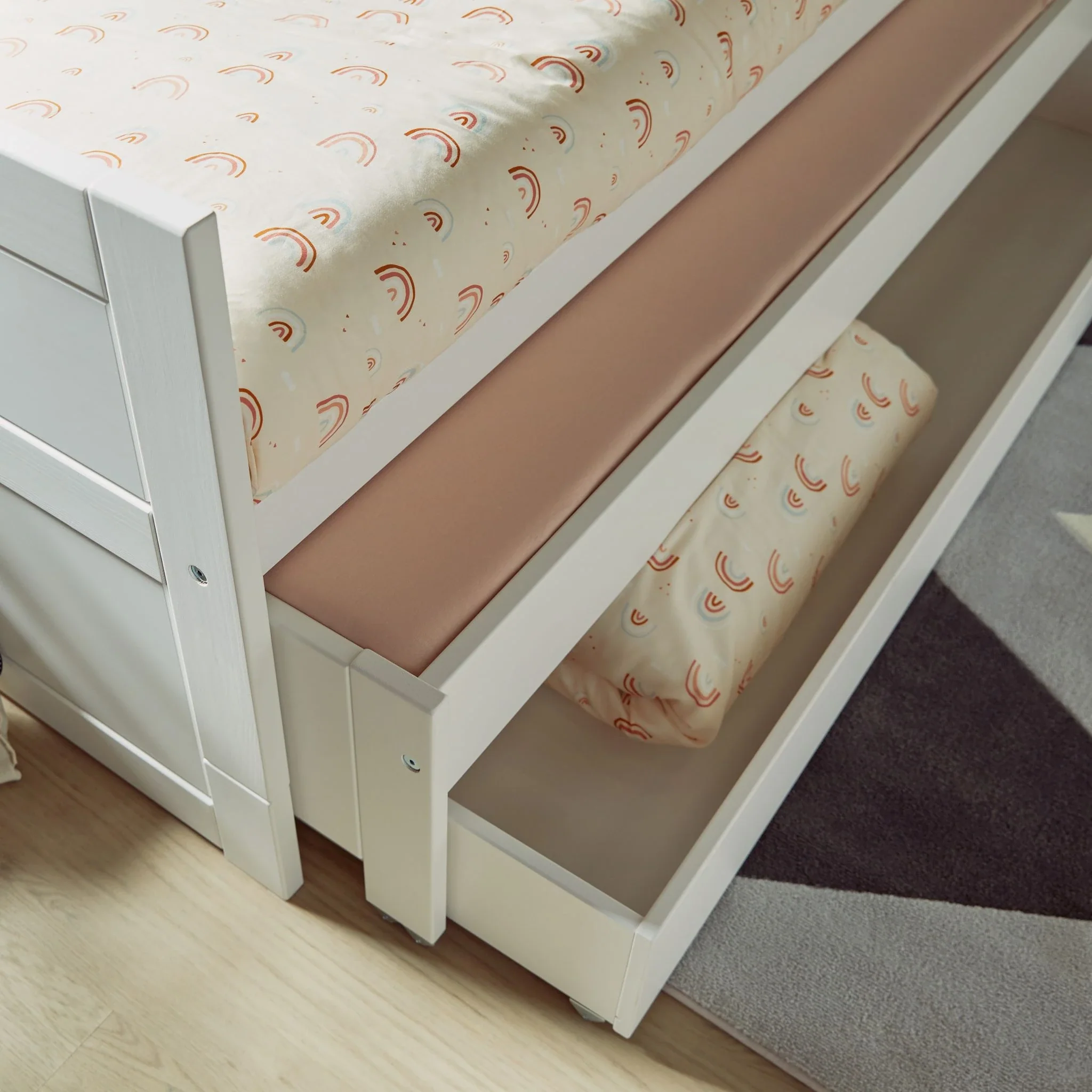 Cabin Bed with Guest Bed - Image 3