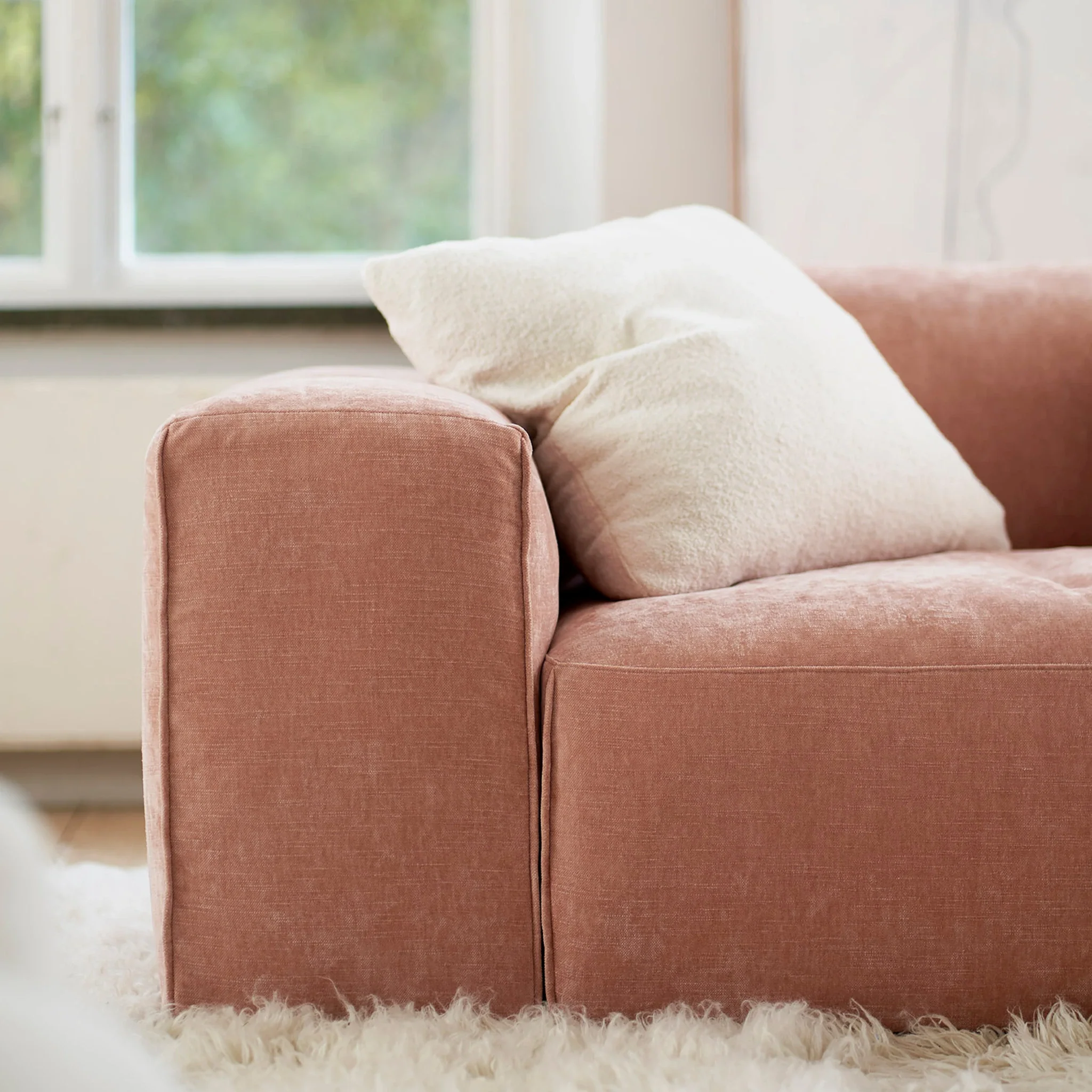 EDDA Sofa - Image 4